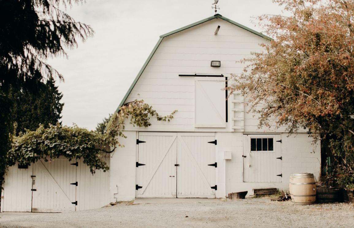 The Wedding Website of Angela Oliveira and Connor McCormick