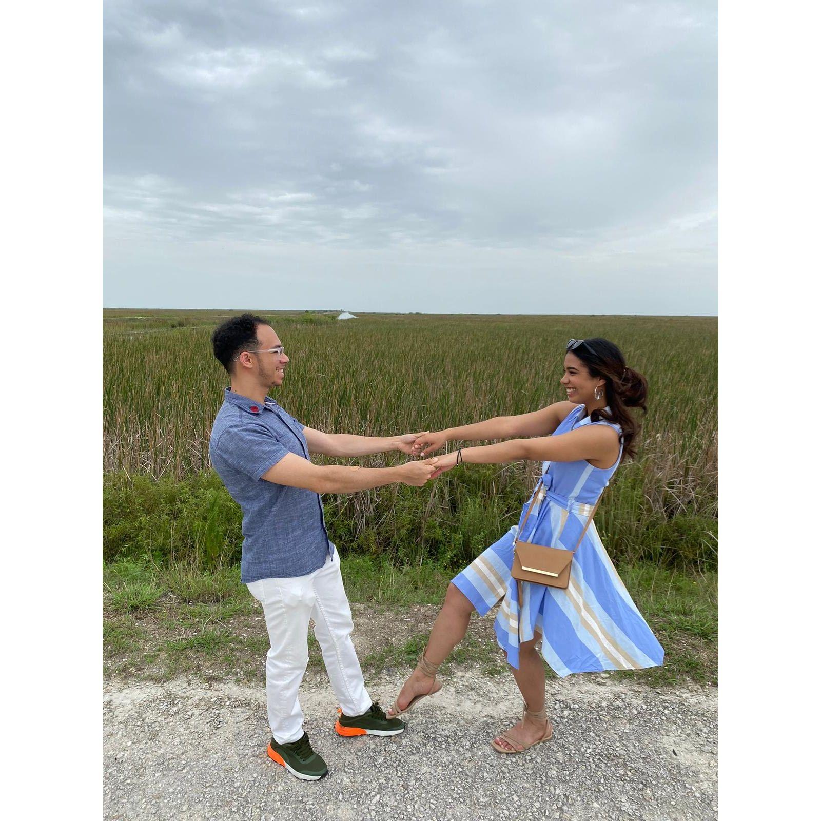We did a Tour of Coral Springs for Nathaly's Family. The Greenery at the Everglades caught our eyes :-)