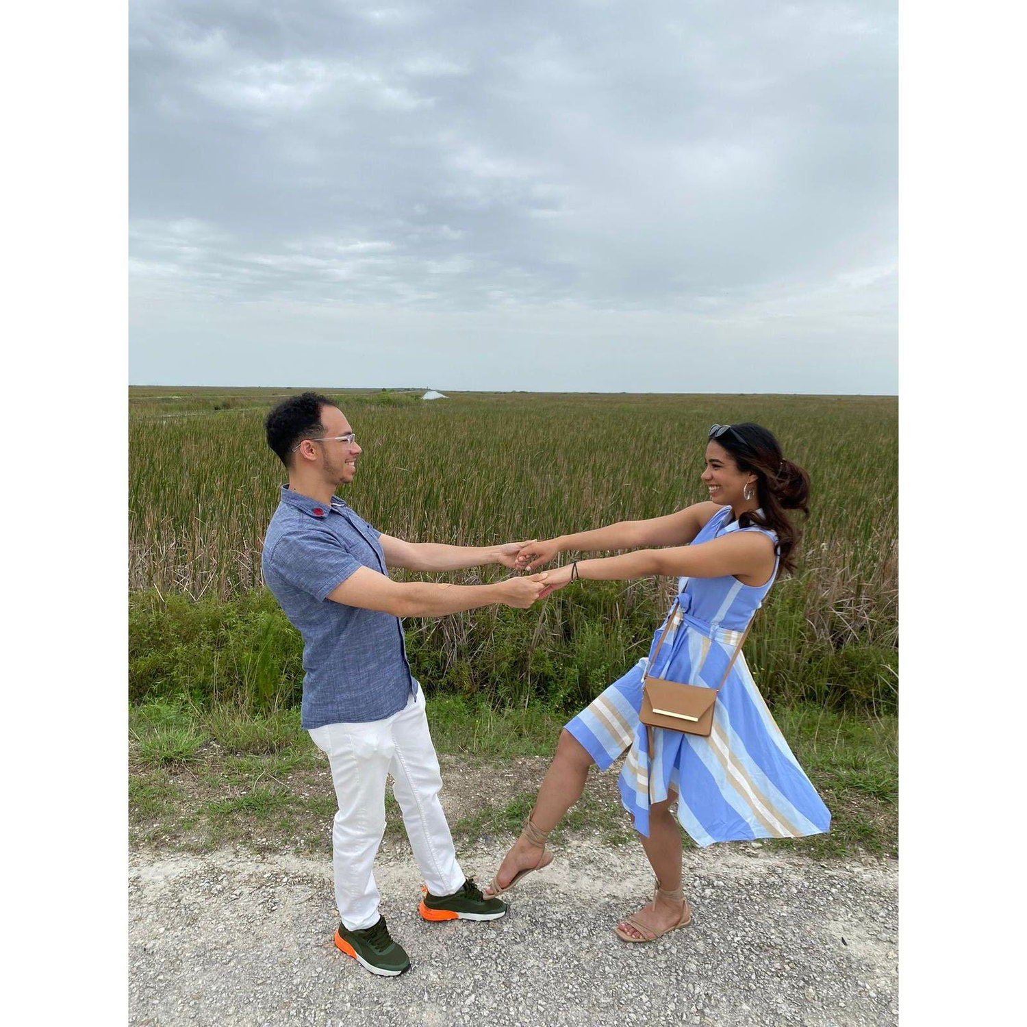 We did a Tour of Coral Springs for Nathaly's Family. The Greenery at the Everglades caught our eyes :-)