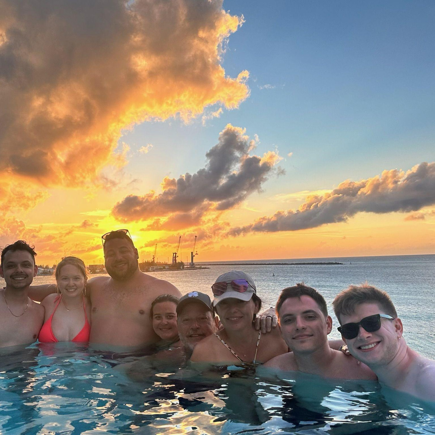 gorgeous sunsets with the fam in the Bahamas