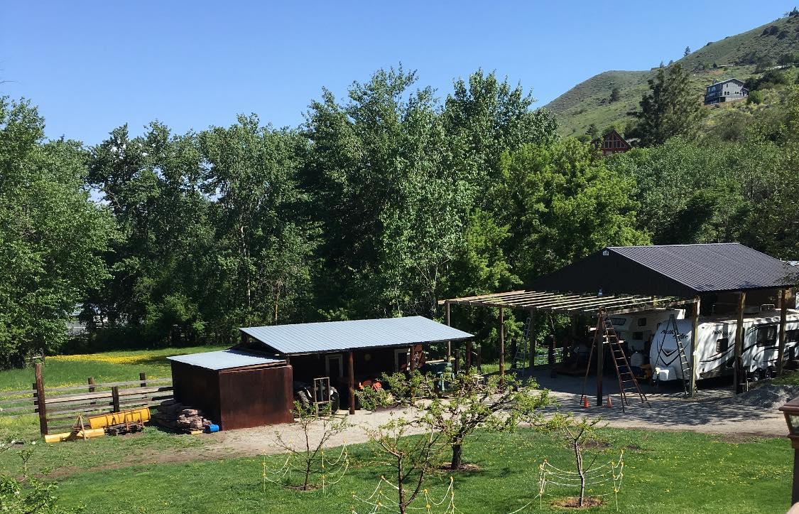 The Wedding Website of Amanda Gaus and Chad Redick