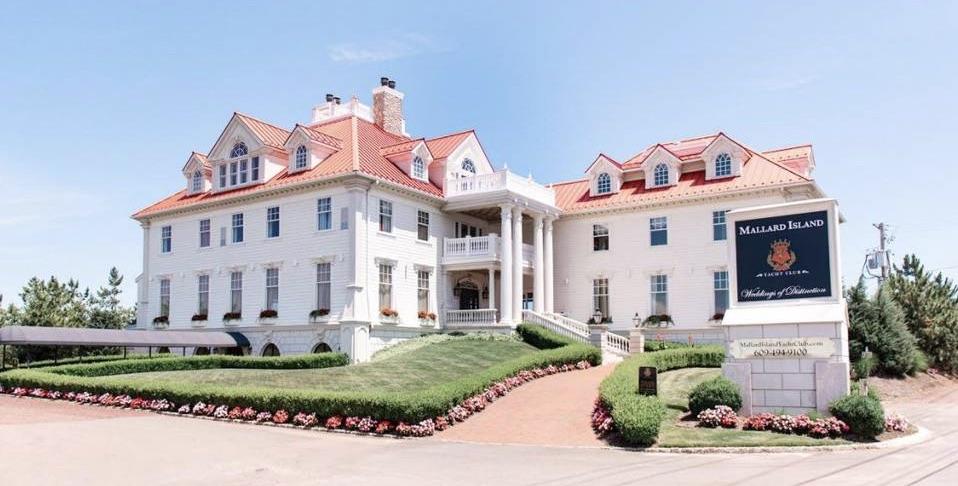 The Wedding Website of Nicole Gifford and John Hall