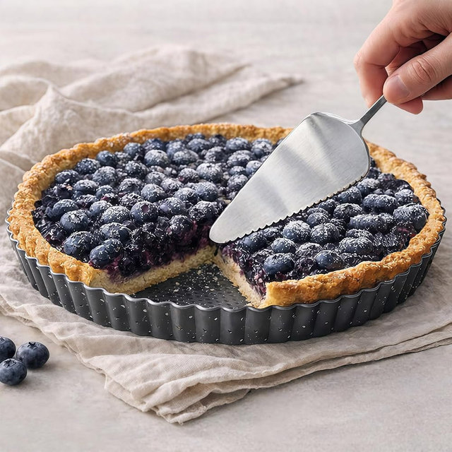 Yamteck 9 Inch Perforated Quiche Pan for Crispy Crust w/Cake Server. Removable Bottom, Non-Stick Coating, Rugged Carbon Steel Dish for Tart Quiche Pie Baking. Gift for Christmas Thanksgiving Party
