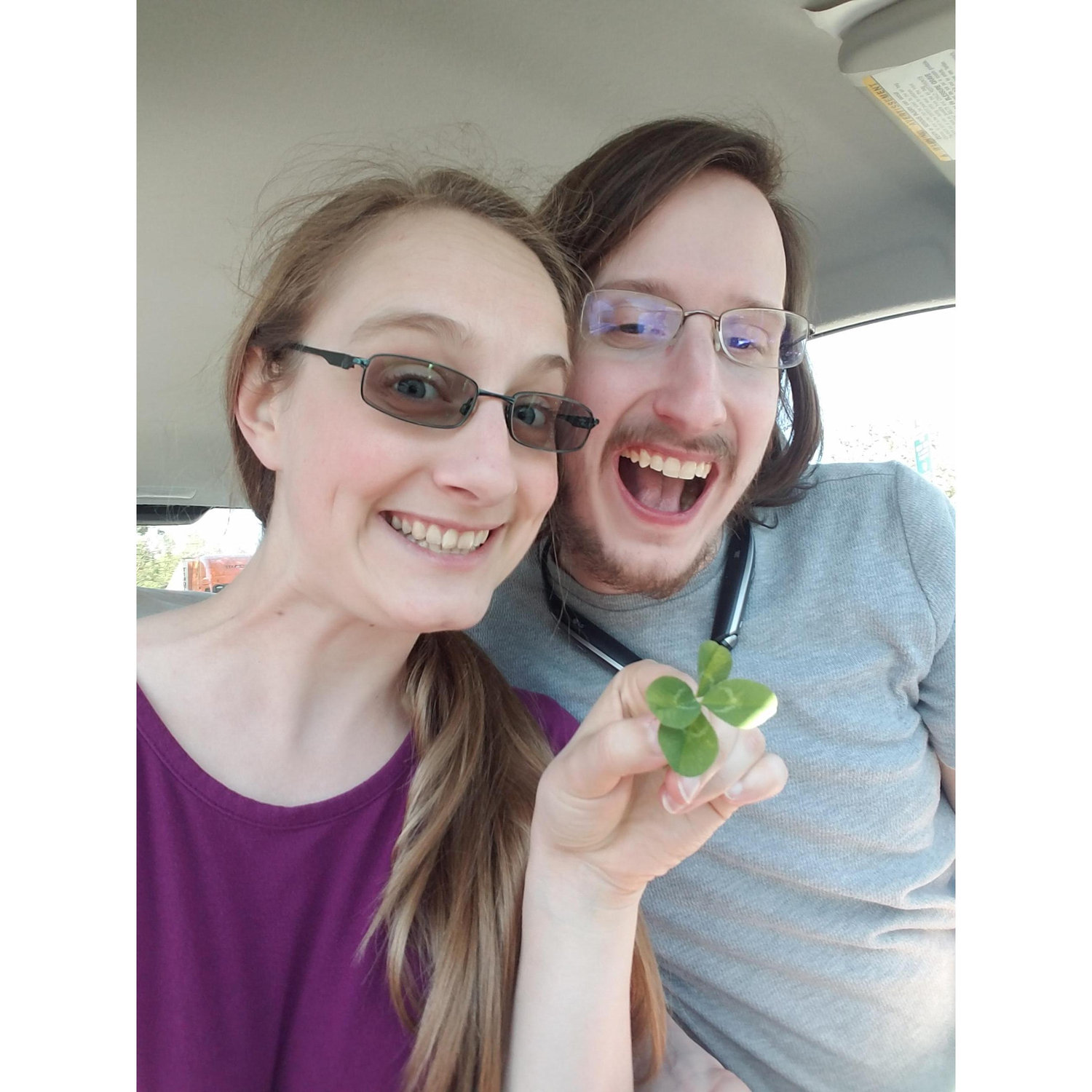 He's so patient with me.
He let me take the time to find a 4-leaf clover. ^_^