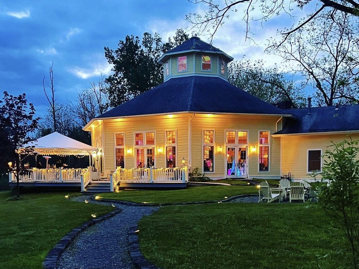 The Wedding Website of Antonia Tabenkin and Andrew Tabenkin