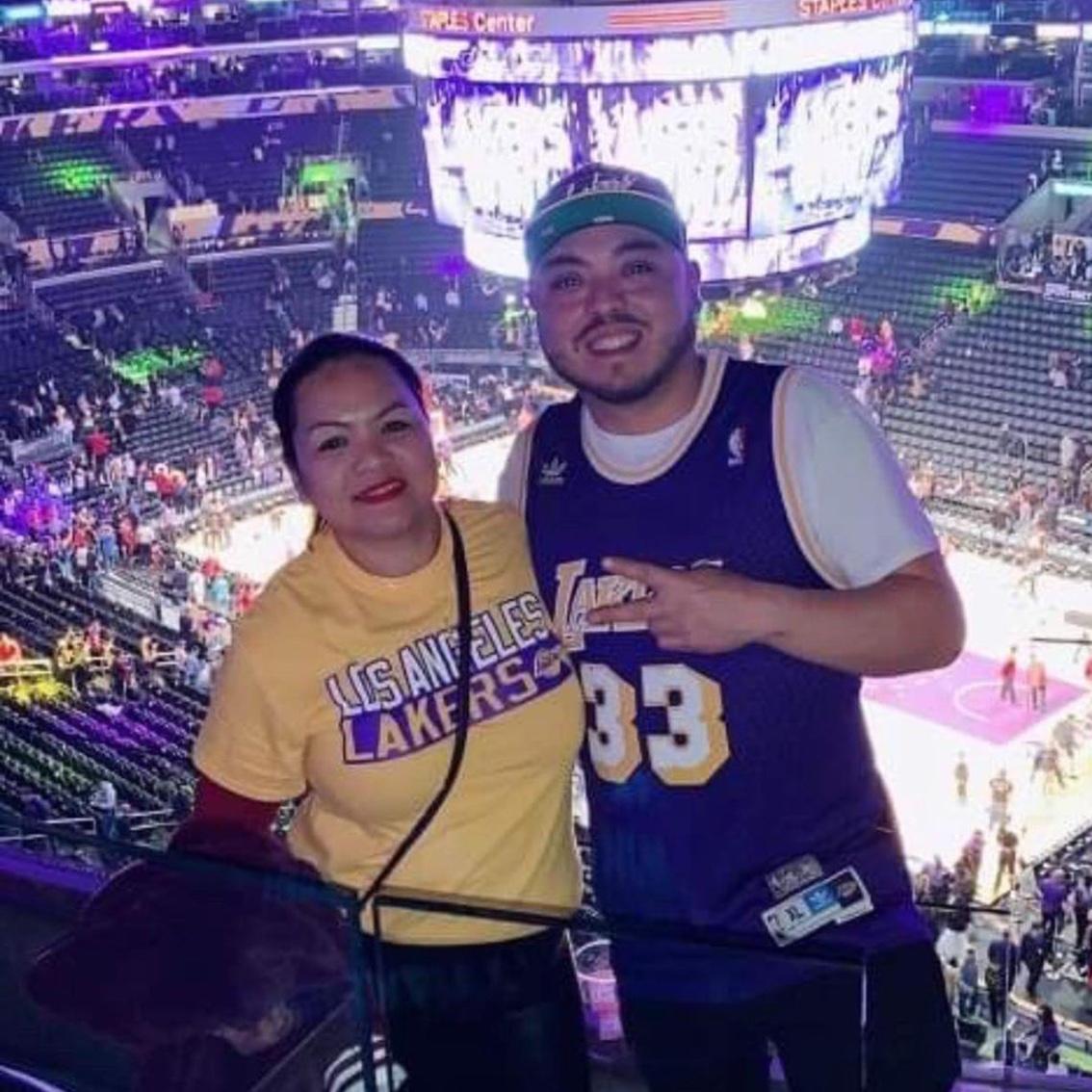 Our first ever laker game 2020!