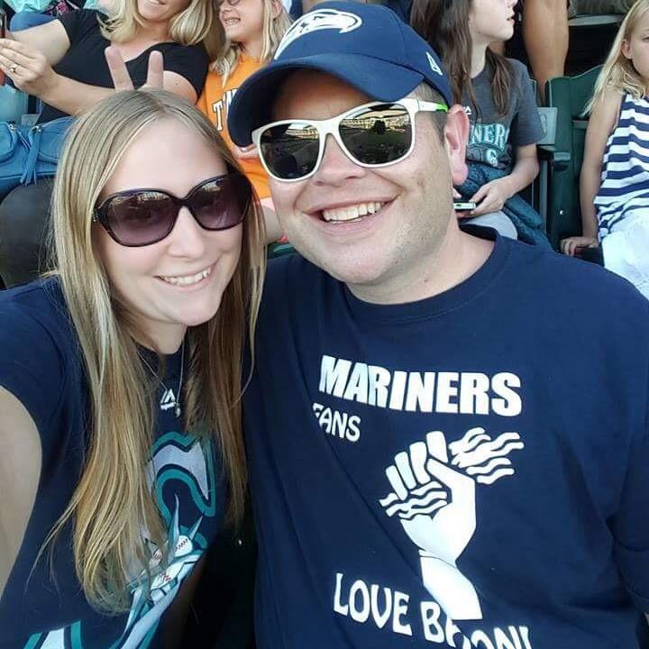 Mariners fans love bacon 😃