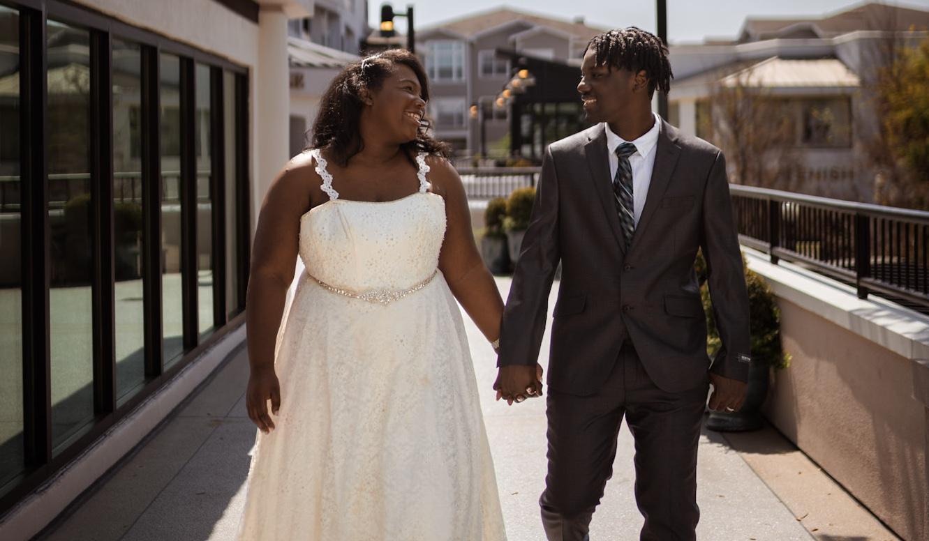The Wedding Website of halyshka figueroa and Anthony philistin