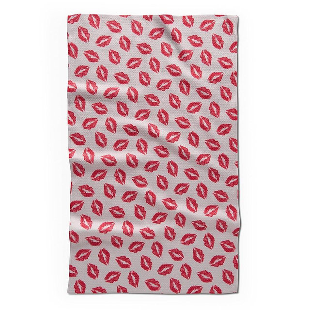 GEOMETRY Valentines Kitchen Towels - Quick Dry Microfiber Cloth Dish Towels for Kitchen Drying - Premium Quick Dry Towel Valentines Gifts for Mom - Crush