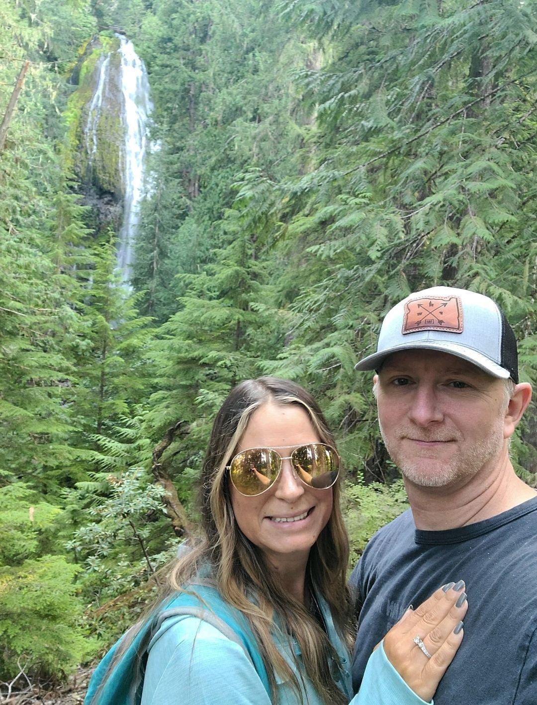 The Wedding Website of Monique Redmon and Clayton Barnes