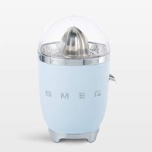 SMEG White Retro Citrus Juicer + Reviews | Crate & Barrel