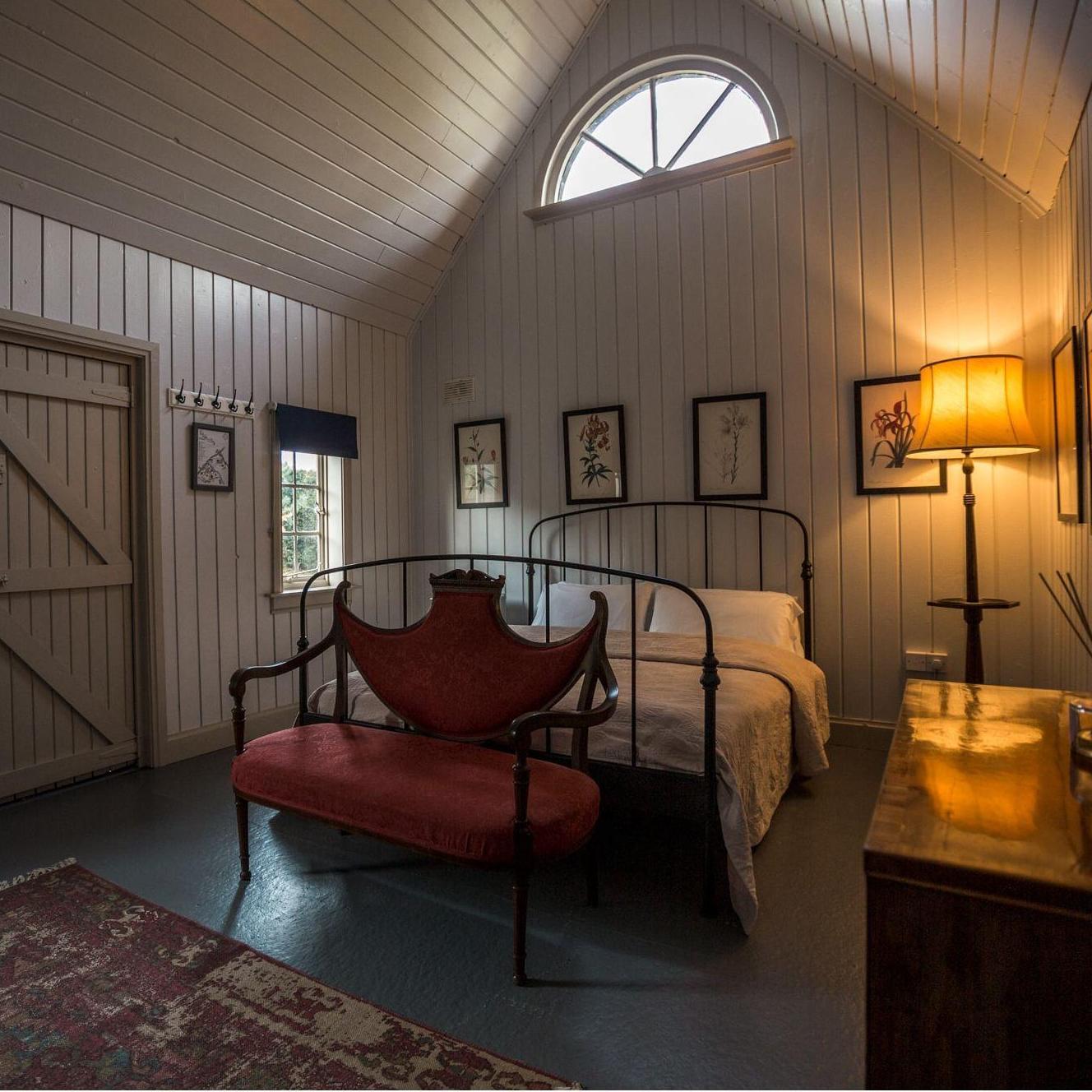 Tin Hut