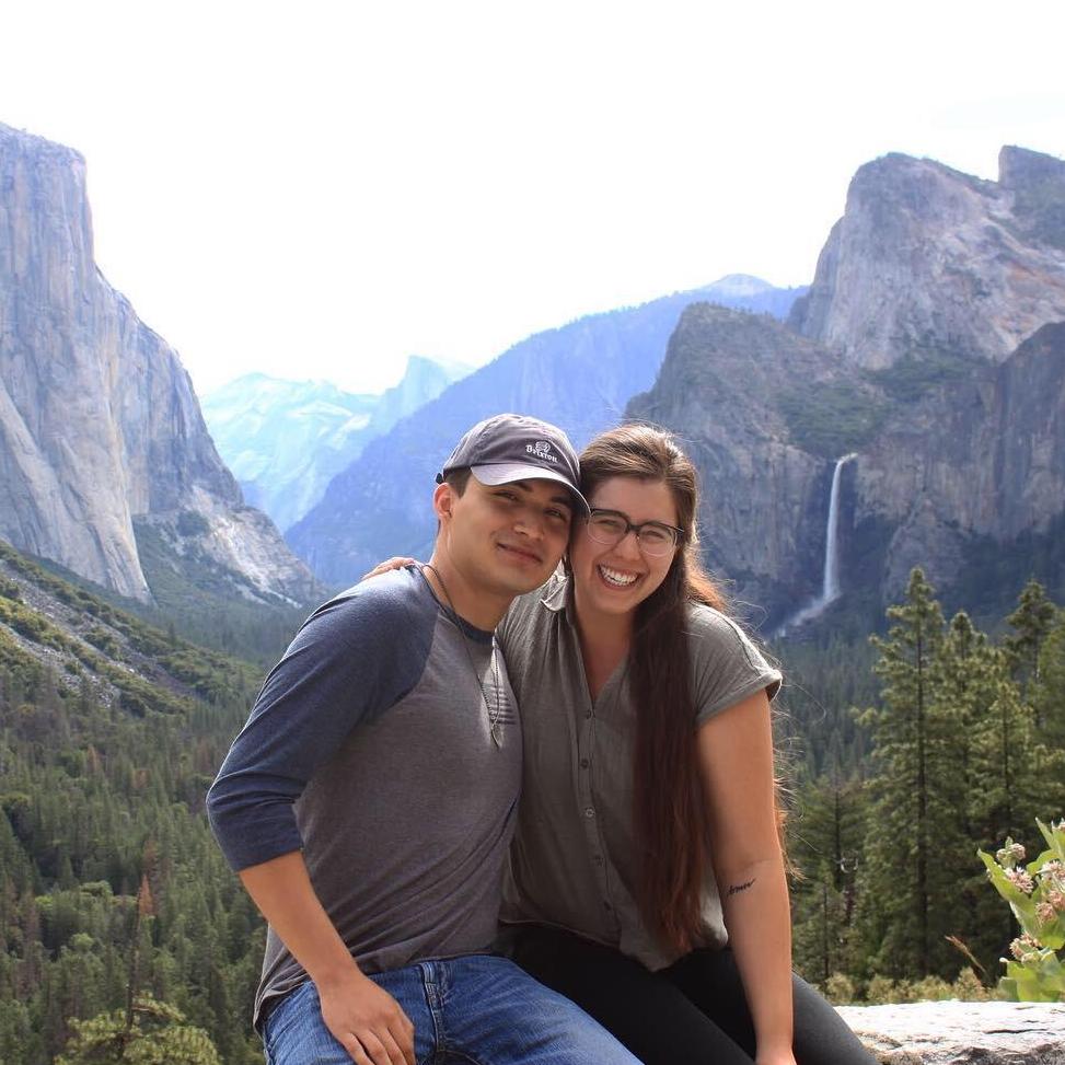 We love roadtrips, good views, and good company