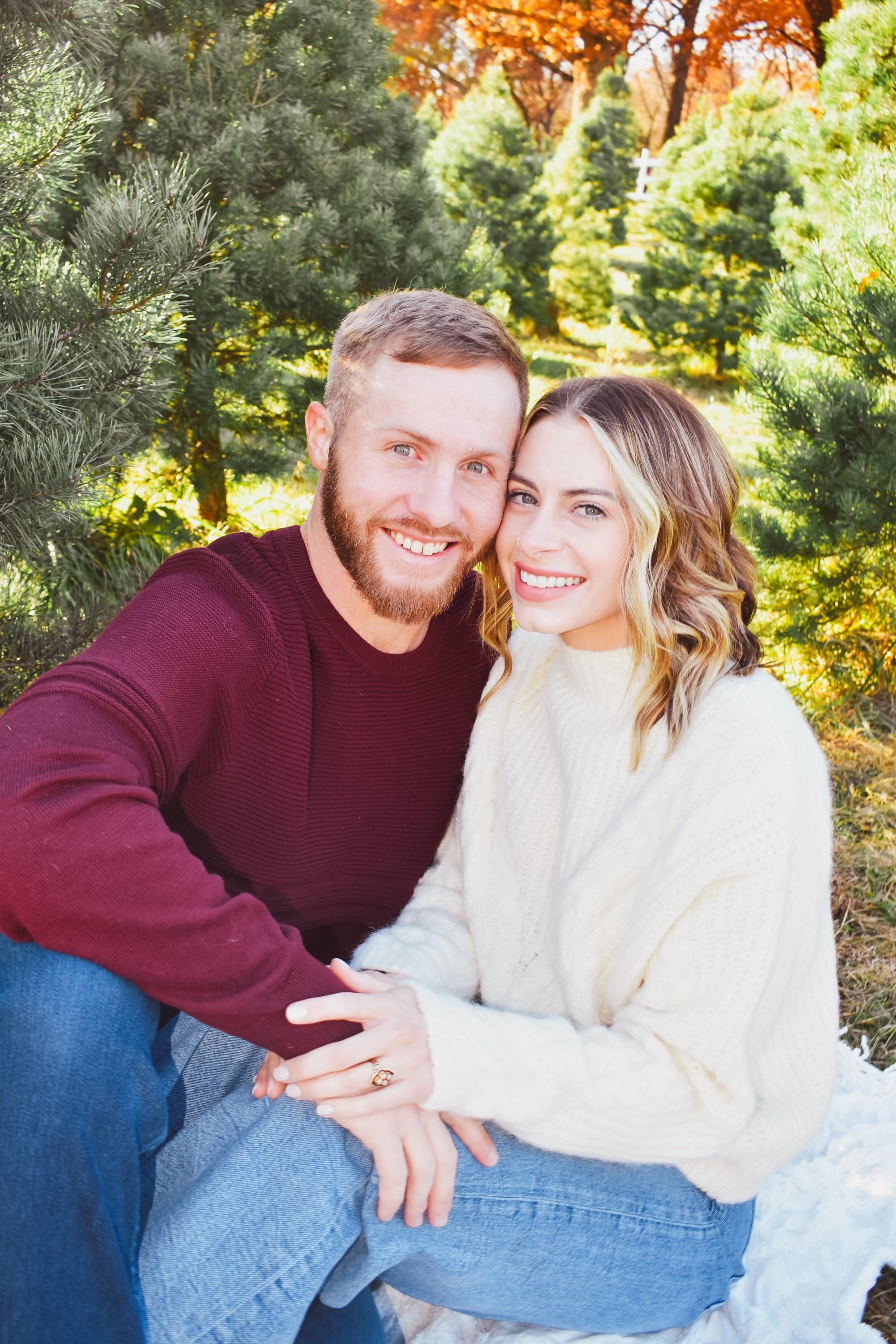 The Wedding Website of Lindsey Howard and Tyler Sloyer