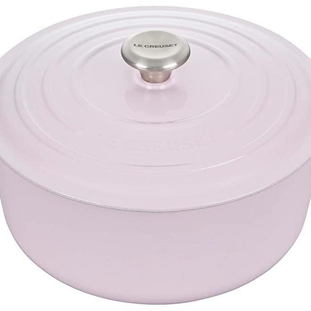 Le Creuset Enameled Cast Iron Signature Round Dutch Oven with Lid, 7.25 Quart, Shallot