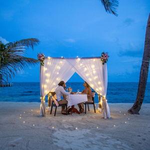 Romantic dinner in Belize