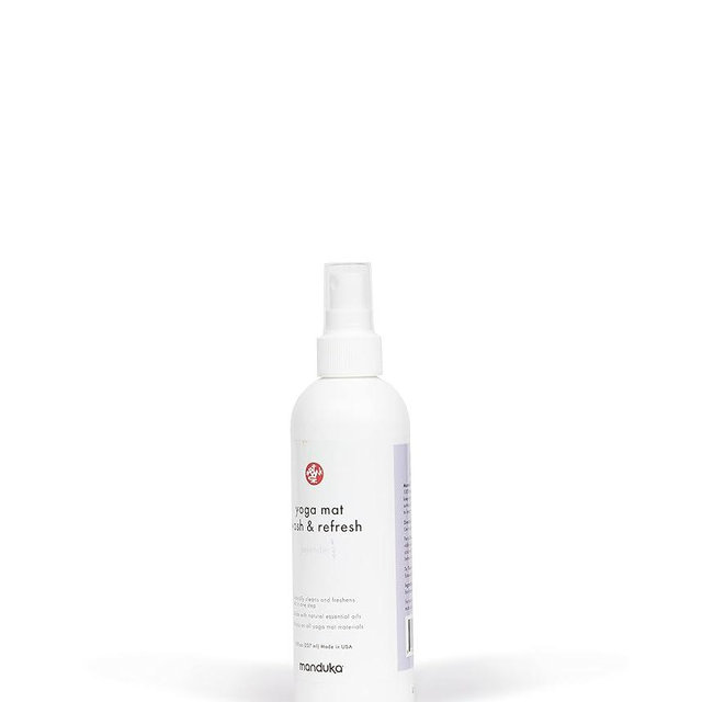 Manduka Yoga Mat Wash and Refresh – 100% Natural Essential Oil Yoga Mat Cleaning Spray, Fitness Equipment and Gym Accessories Cleaner, Non-irritating, Pet Friendly - Lavender Scent, 8 oz