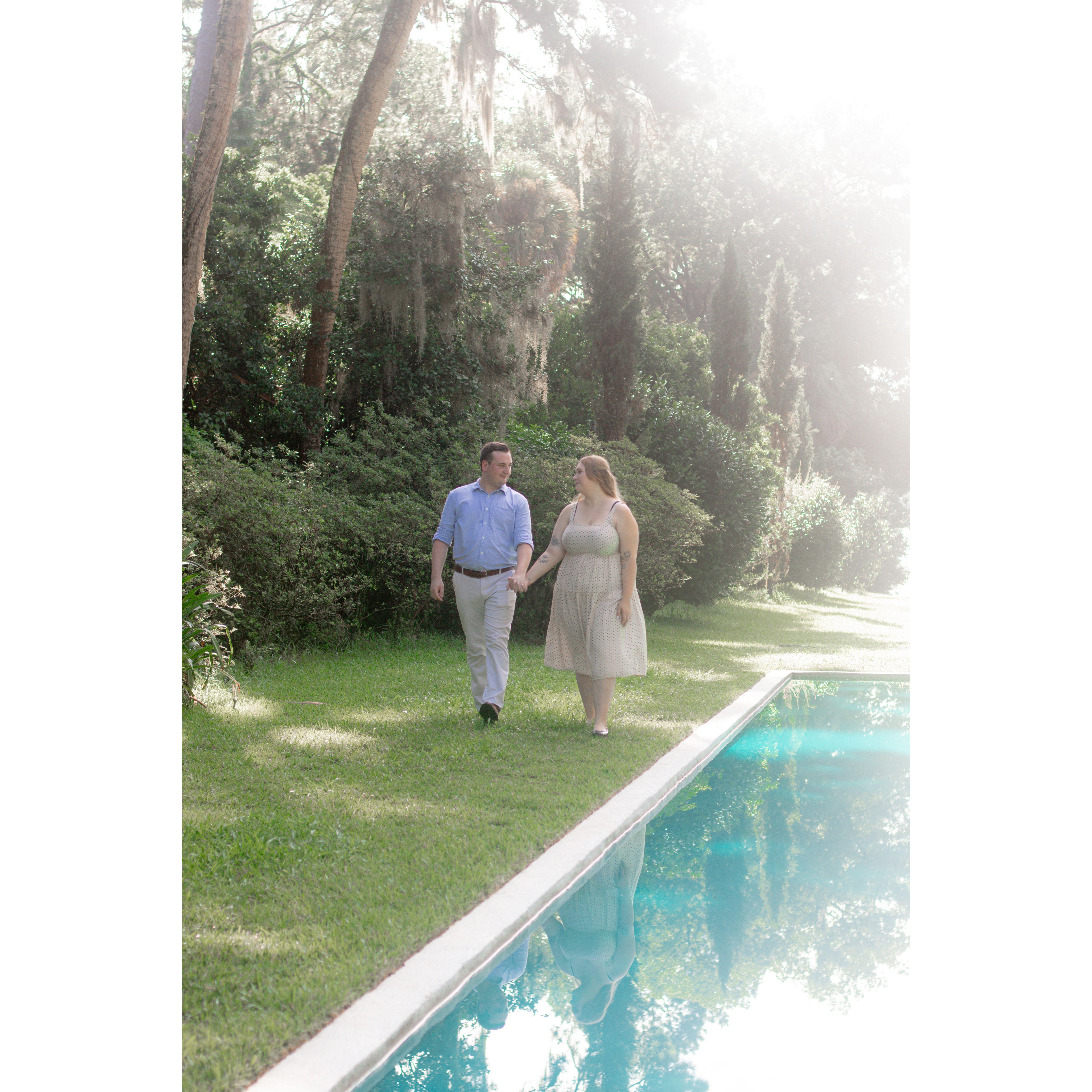 Engagement Photos taken at Maclay Gardens
