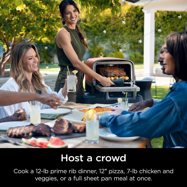 ホームベーカリー Ninja, Woodfire 8-in-1 Outdoor Oven | Zola