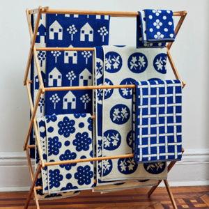 Navy Pattern Towel Set