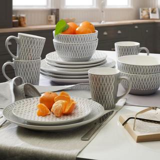 Gourmet Basics 16-Piece Dinnerware Set, Service for 4