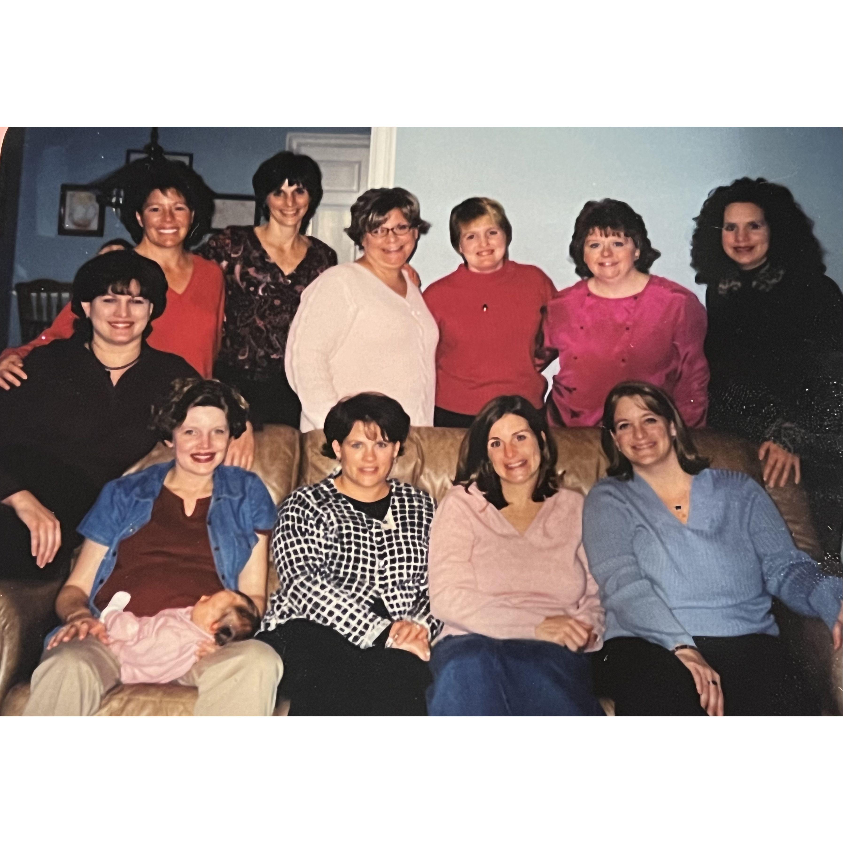 Janine Moore (top row, third from left) and Nikki Fulton (bottom row, second from right) in 2003