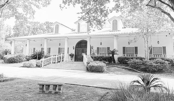 The Wedding Website of Jennifer Simms and Grayson Woodworth