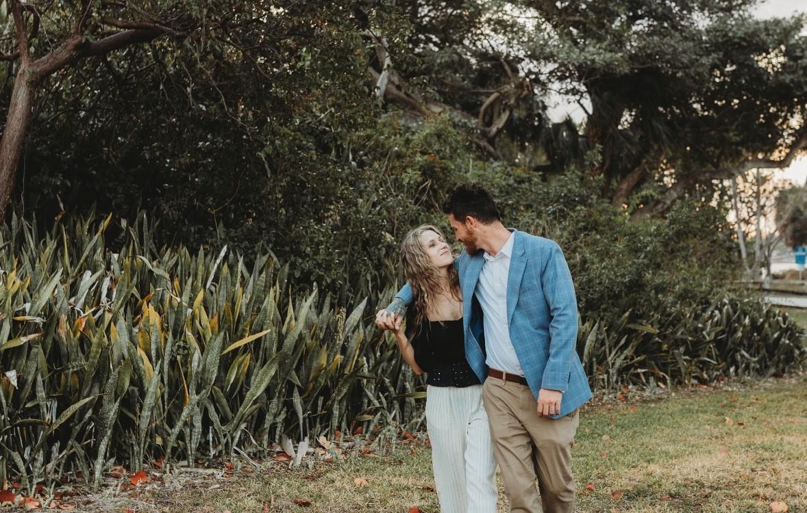 The Wedding Website of Jessica Thompson and James Converse