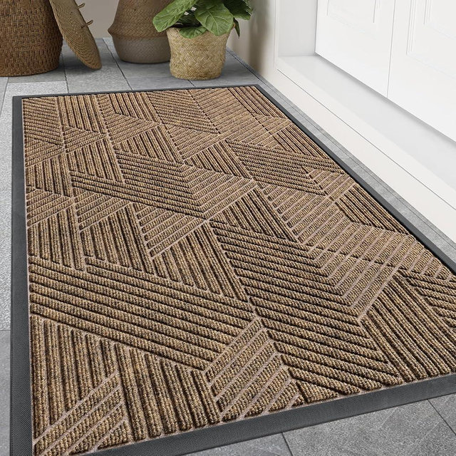 Smiry Front Door Mat Outside Entrance, Heavy Duty Sturdy Natural Rubber Doormat, Trap Dirt and Moisture, Easy Clean Low Profile Welcome Floor Mats for Indoor Outdoor Entry, 47x32 Inch, Brown