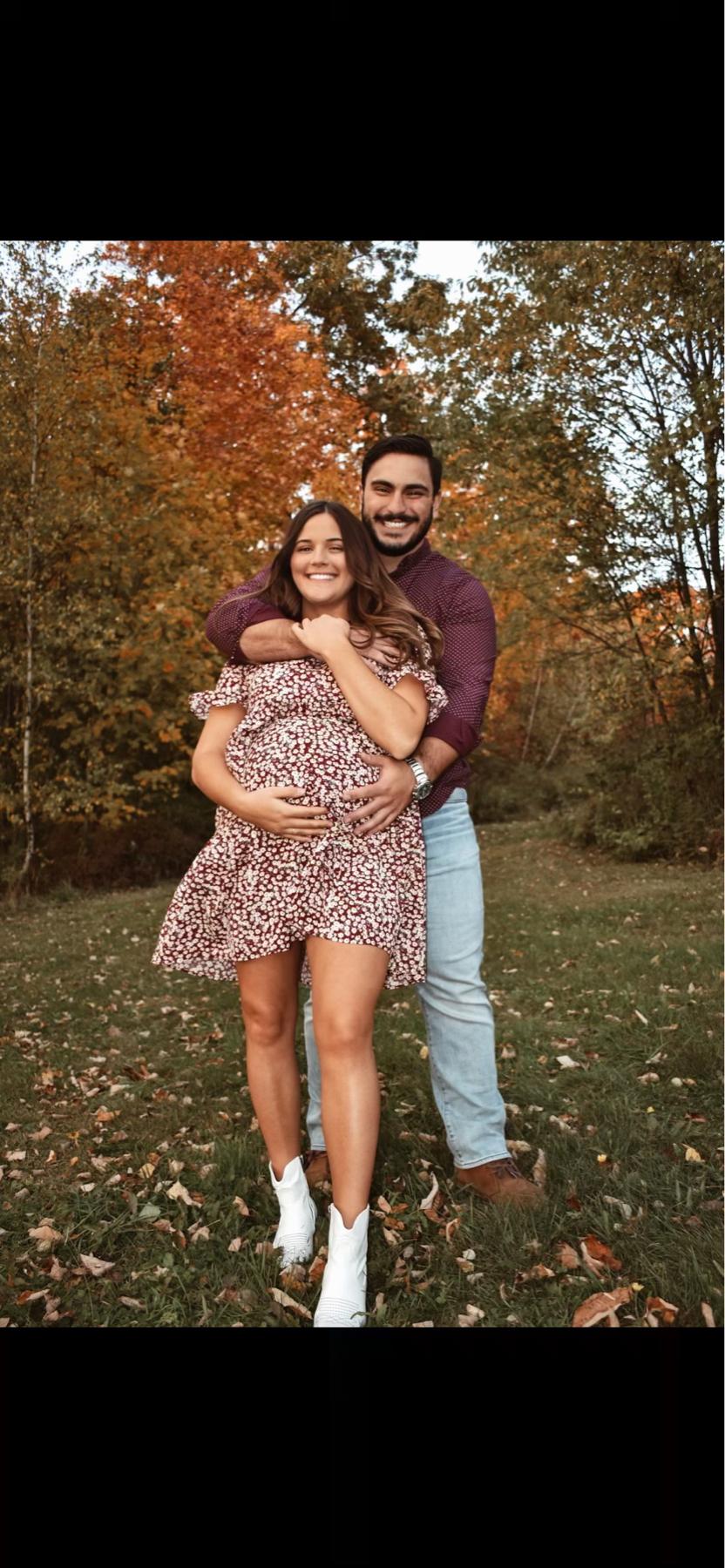 📍Apple Hills, New York
Maternity shoot