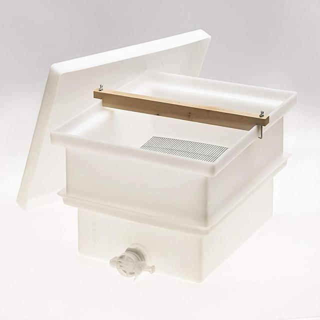 Uncapping Tub Kit for Honey Harvesting