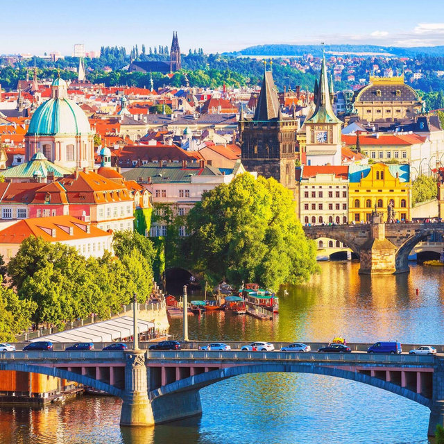 Honeymoon Trip to Prague