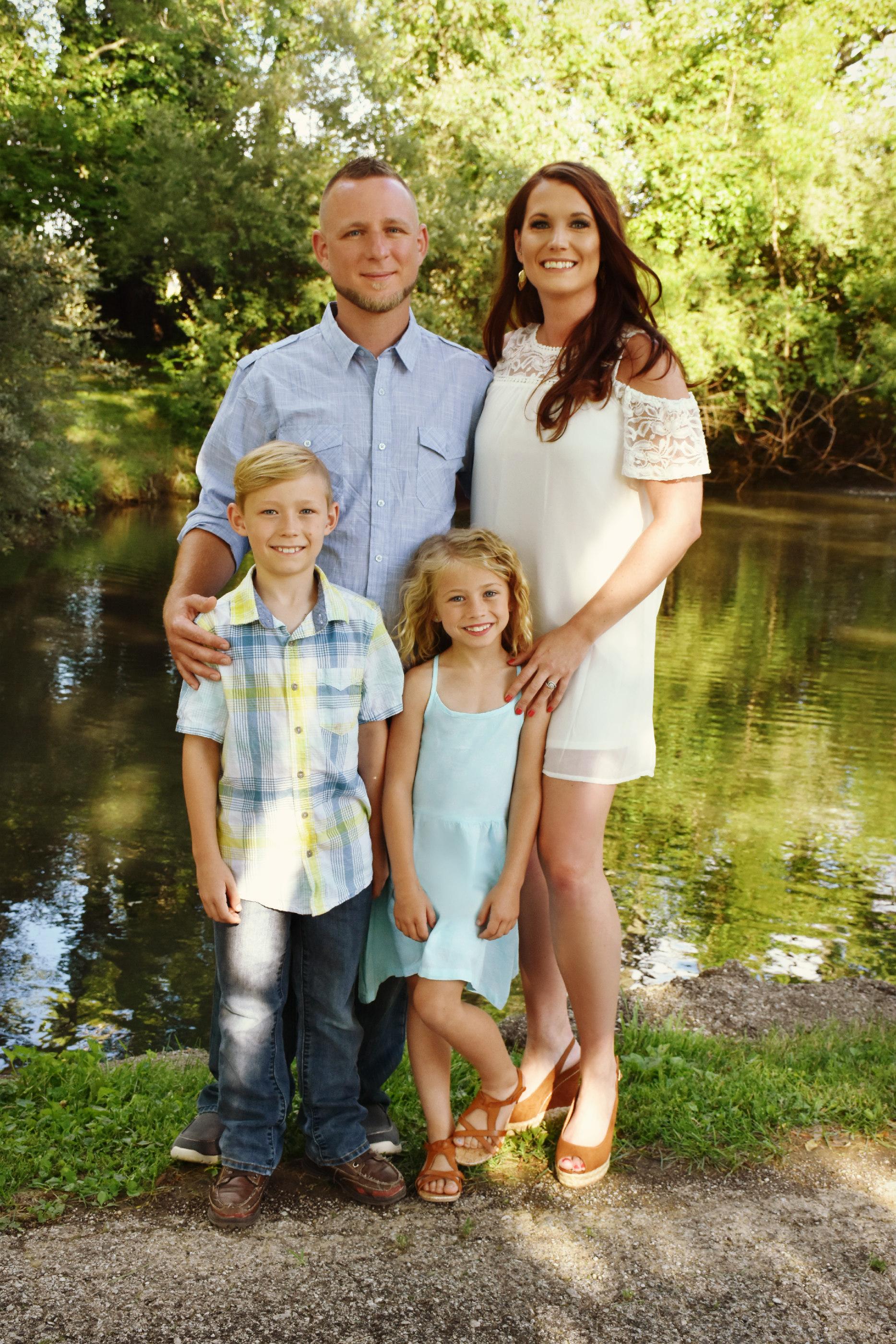 The Wedding Website of Nicole Holder and Matthew Holsclaw