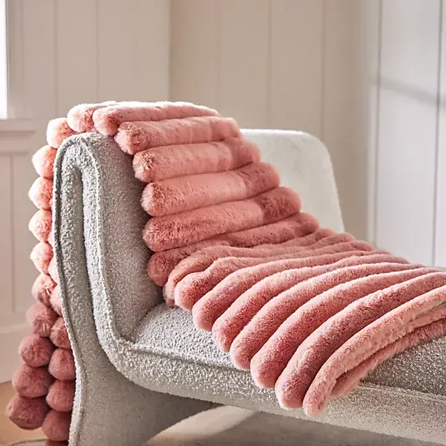Tipped Puffer Faux Fur Throw Blanket