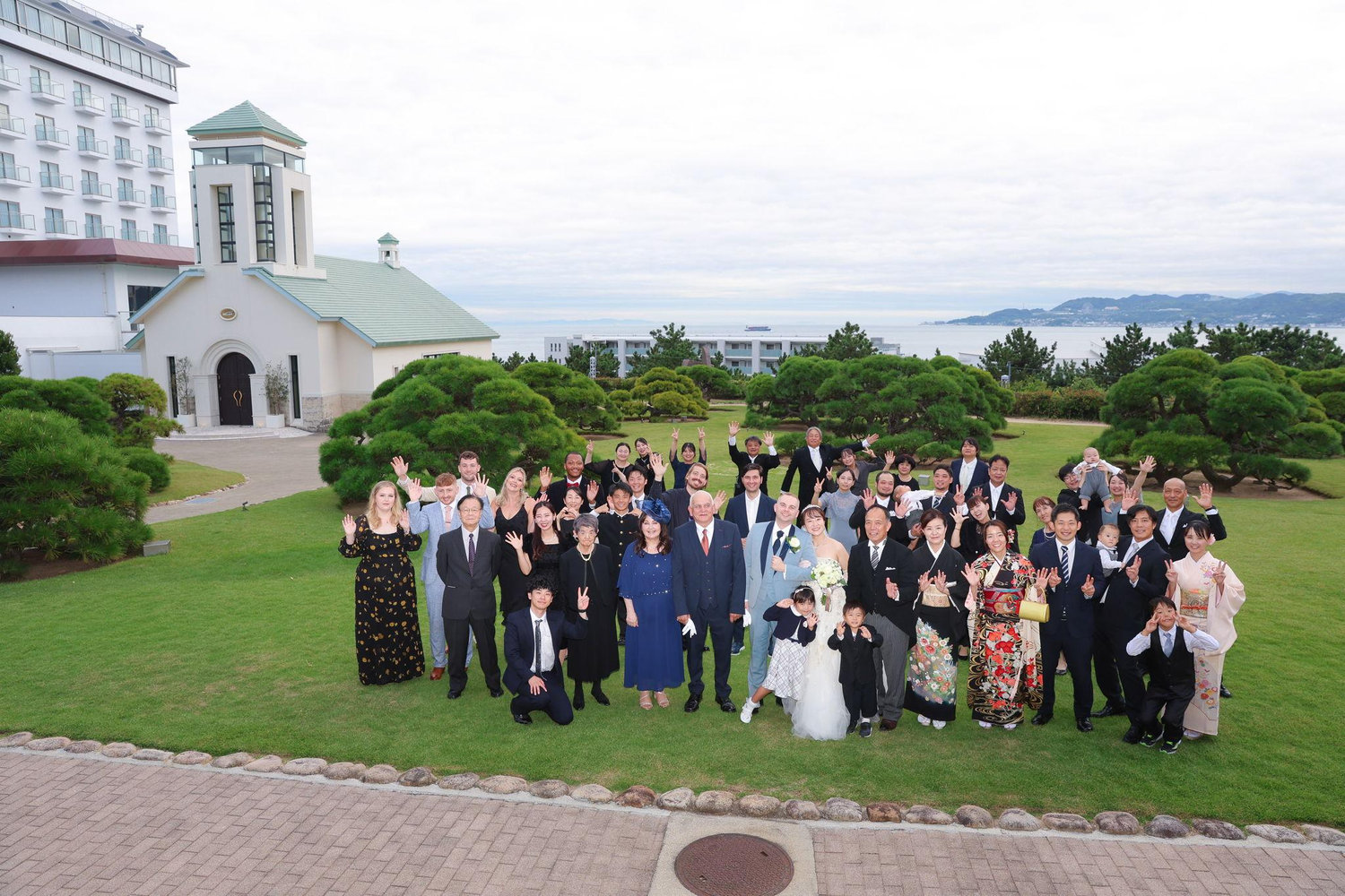 The Wedding Website of Lee Vassallo and Hikaru Nada