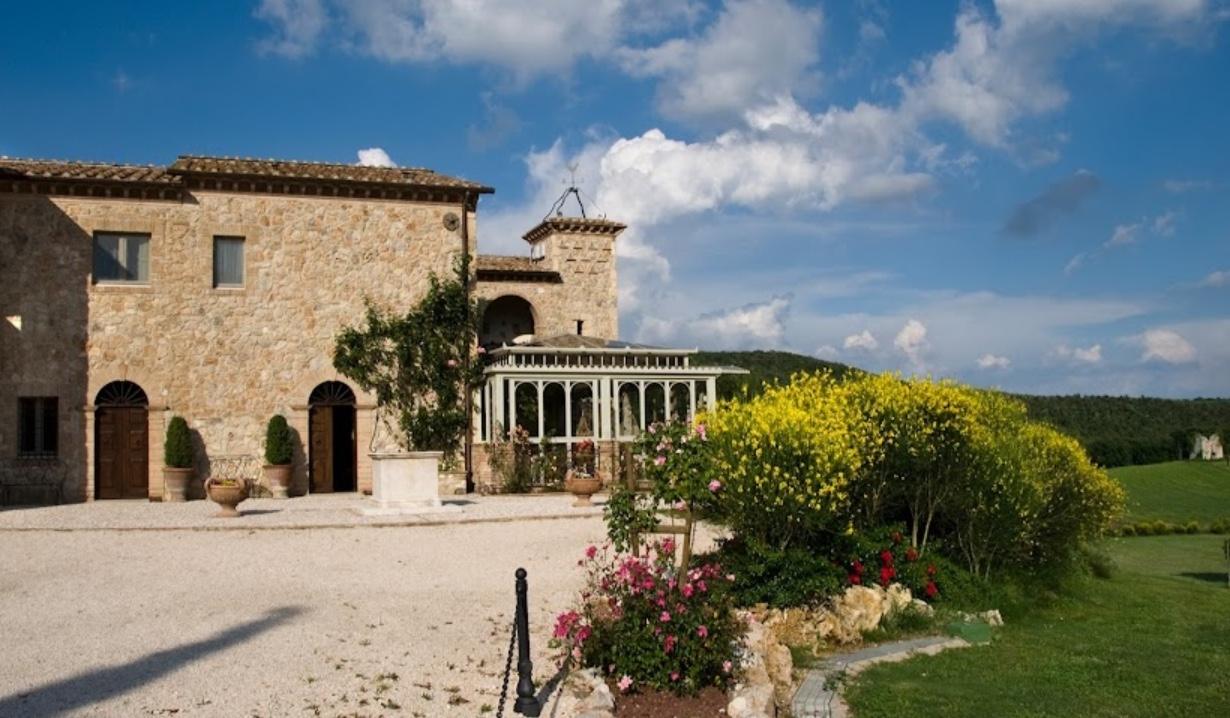 The Wedding Website of Jennifer Lyz Hernandez and Peter Michael Gonsalves