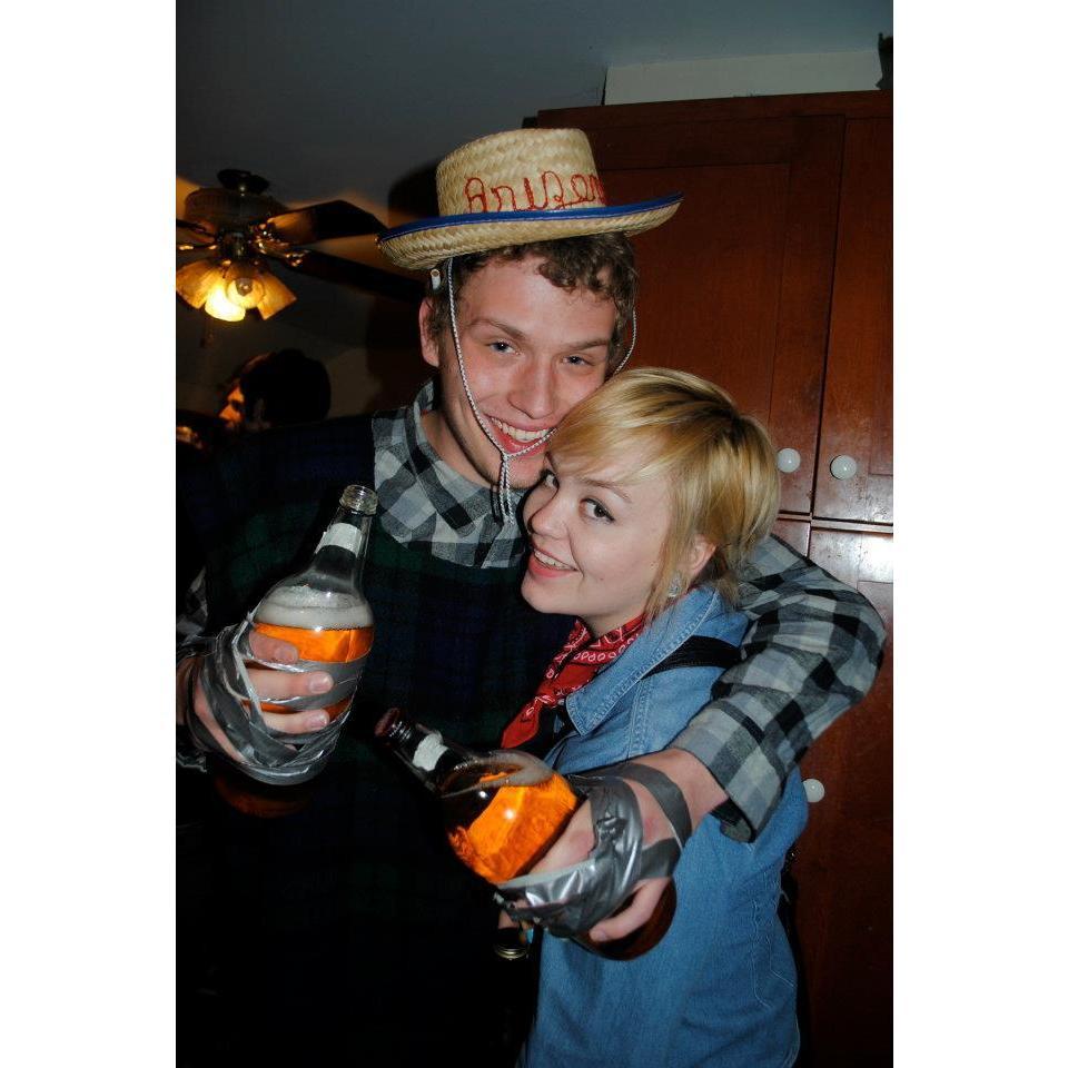 Edward 40 hands