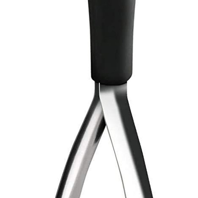 LADIZIO Potato Masher Stainless Steel Hand Plate Food Masher Kitchen Tool for Avocado, Bean, Vegetable Black