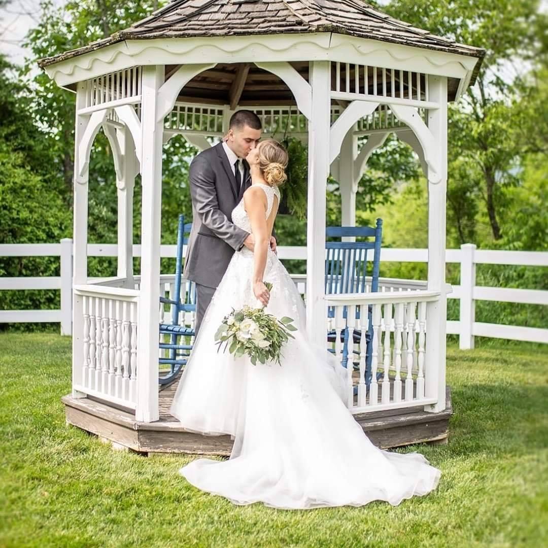 Whispering Pines Of Carlisle | Wedding Venues | Cost, Reviews