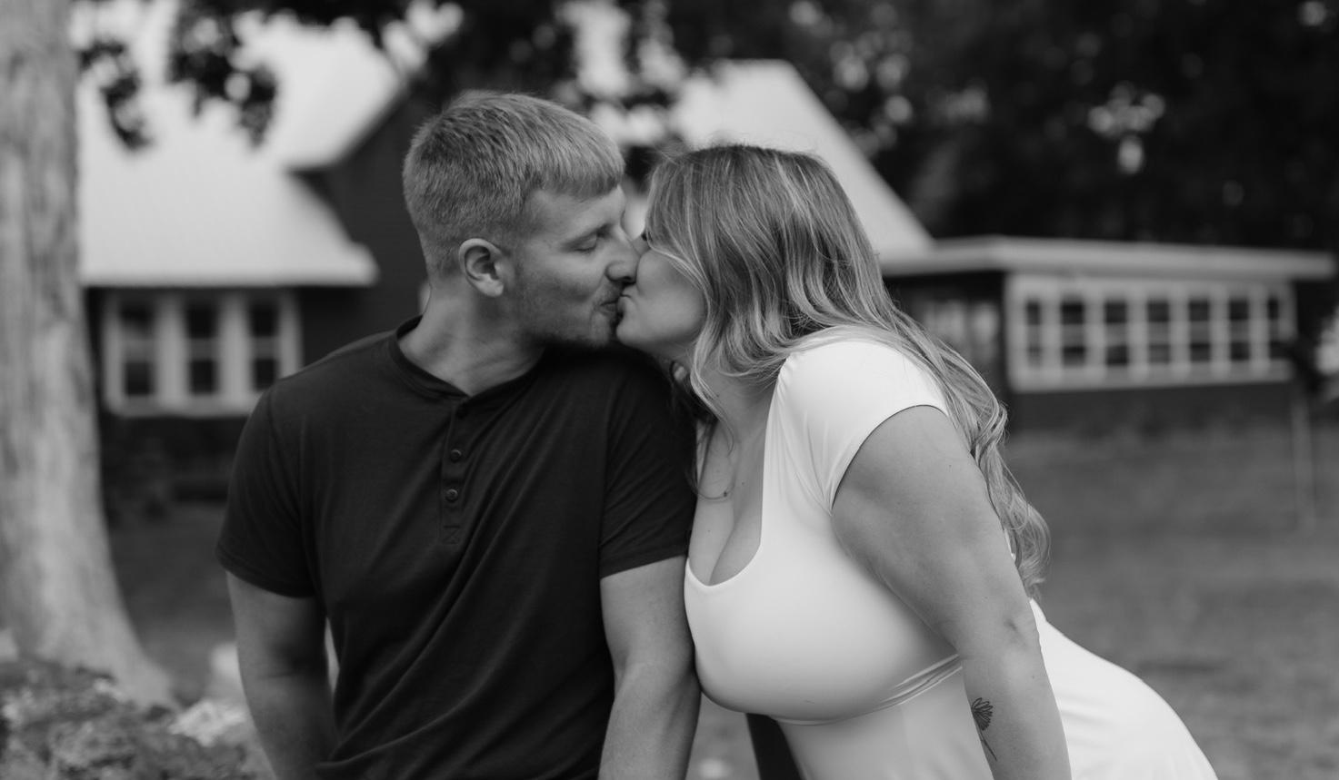 The Wedding Website of Ella Kahler and Joshua Boles