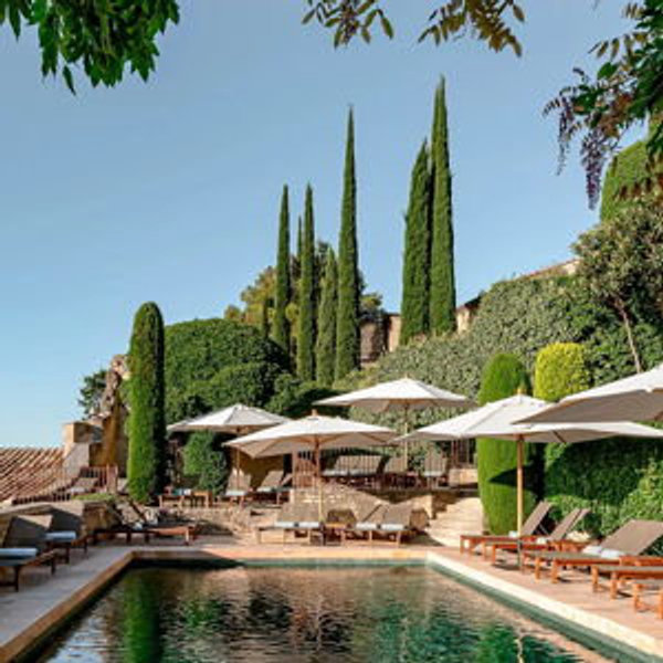 Honeymoon Hotel & Villa Stays