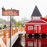 Dock Square