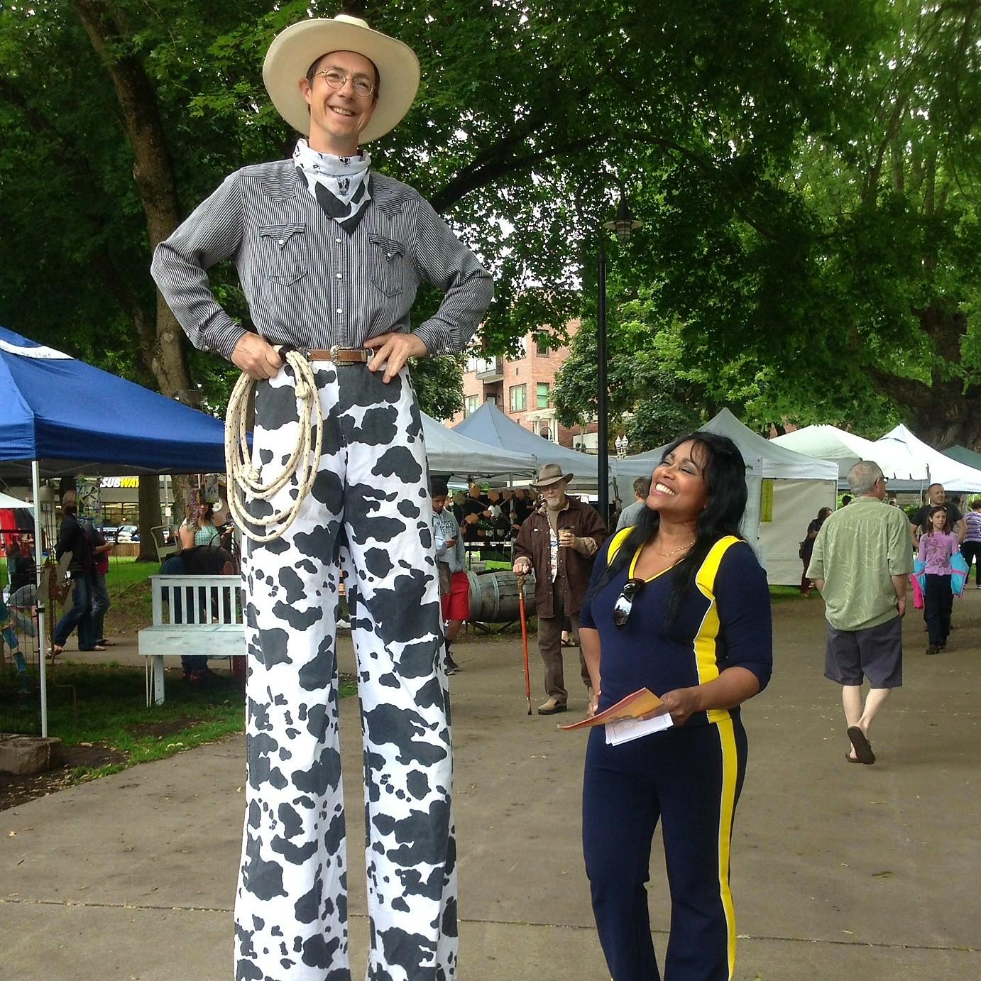 June 29th 2014 - Vancouver WA - Another contender for Dawn's affections, sorry Tex, but yer a little too tall!😆