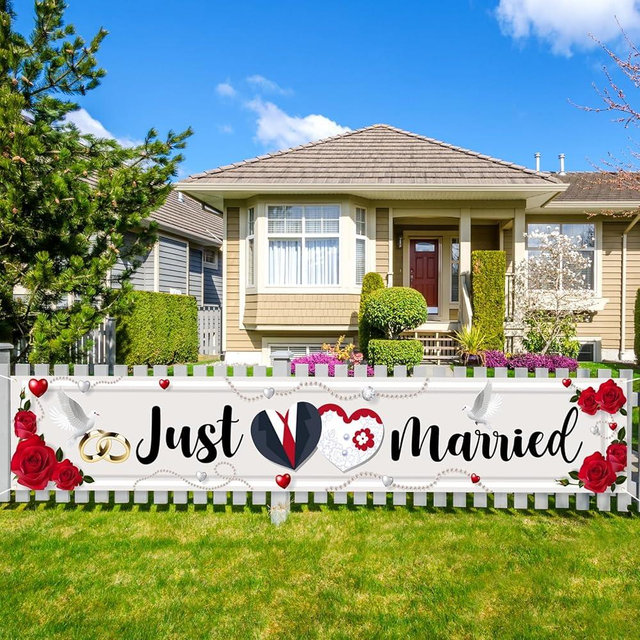 Labakita Large Just Married Banner, Wedding Ceremony Front Yard Sign, Wedding Banner for Outside Inside, Honeymoon Bridal Shower Party Decoration Supplies