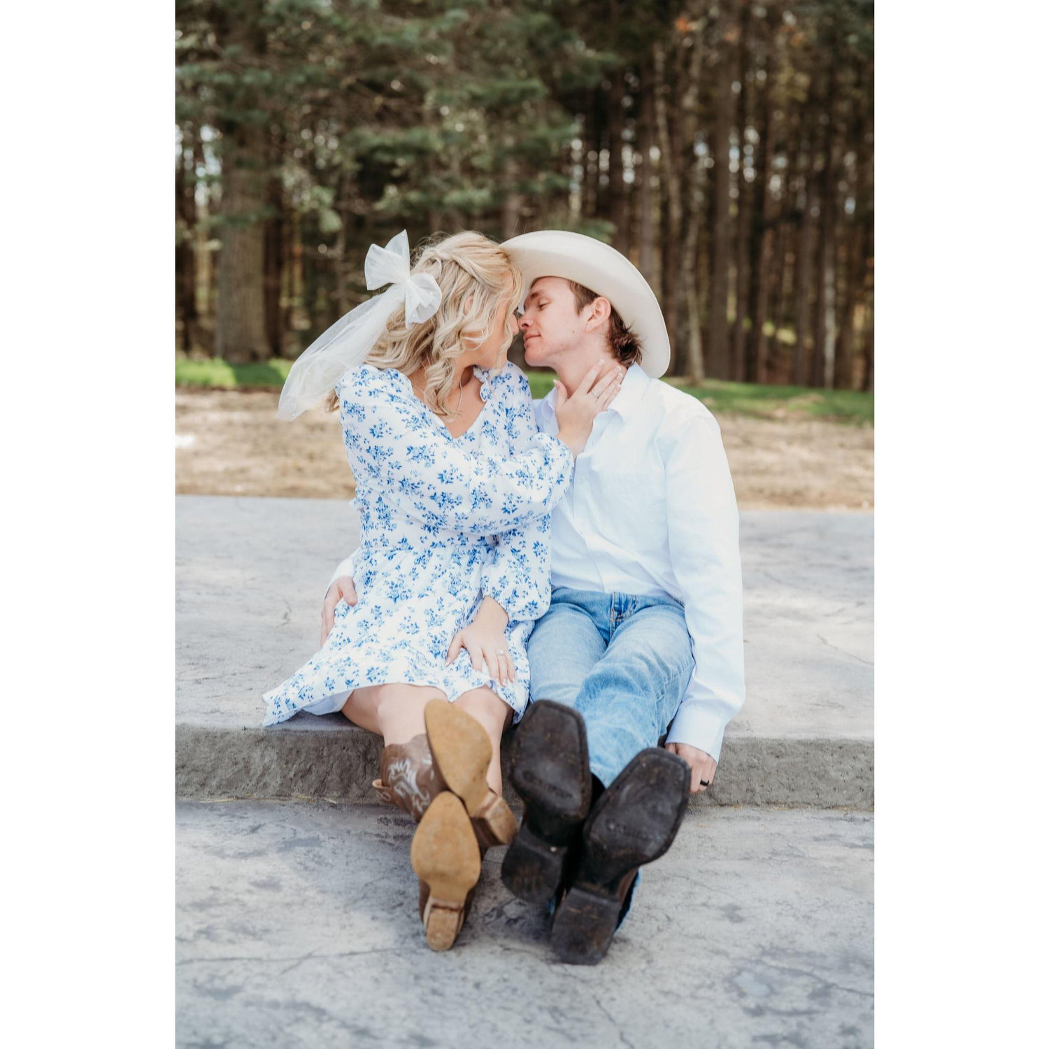 Engagement Photos - Lily Baker Photography