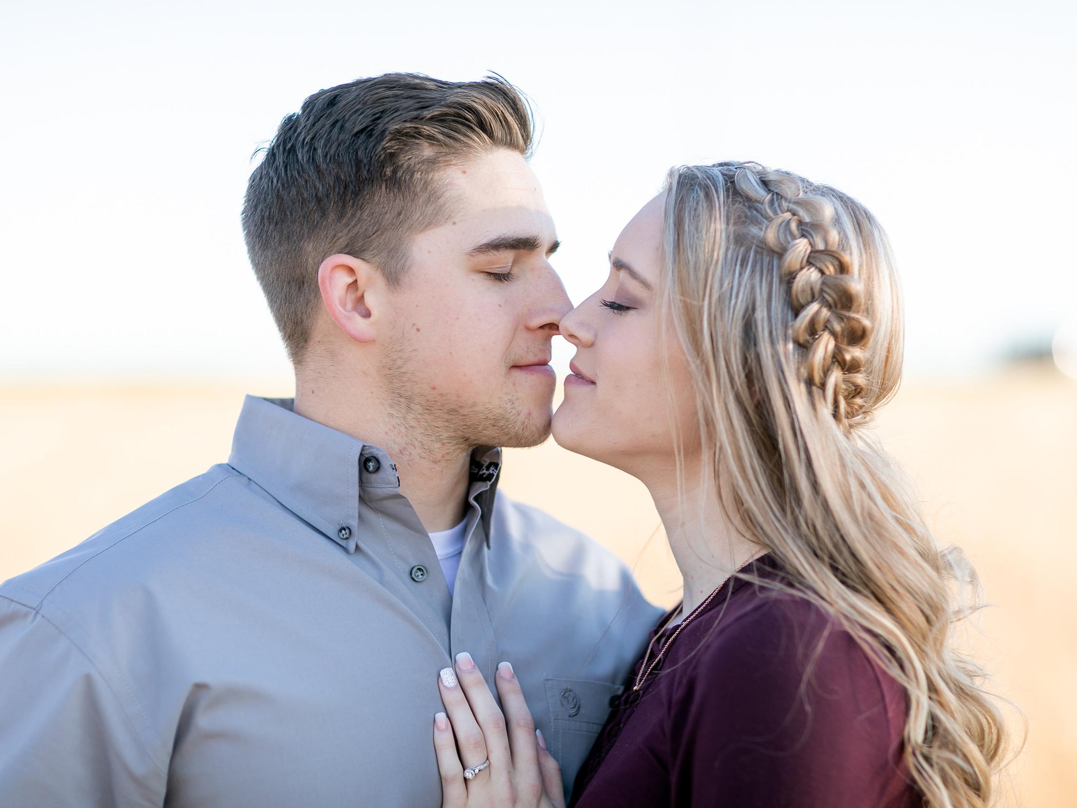 The Wedding Website of Lauren Greenroyd and Karson Key