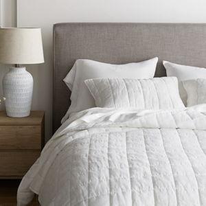 European Linen Box Quilt Set in White