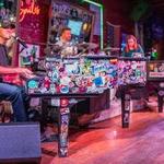 Savannah Smiles Dueling Pianos