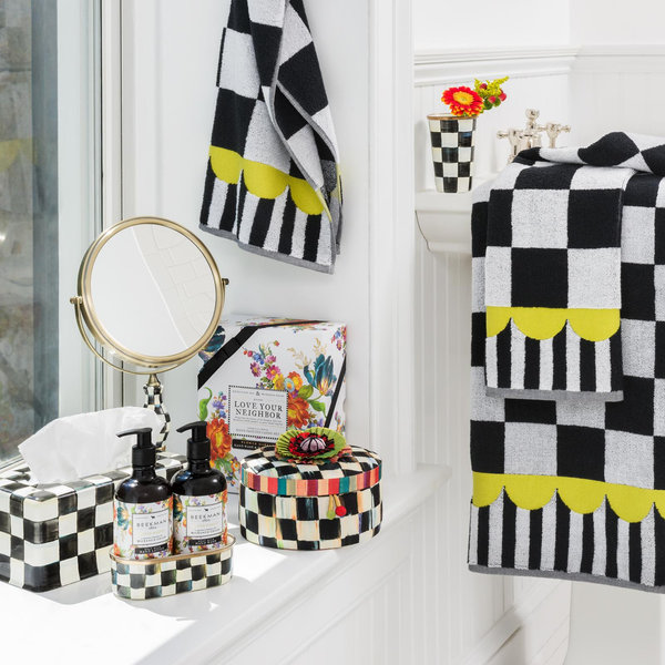 MacKenzie-Childs, Courtly Check Bath Towel | Zola display picture 1