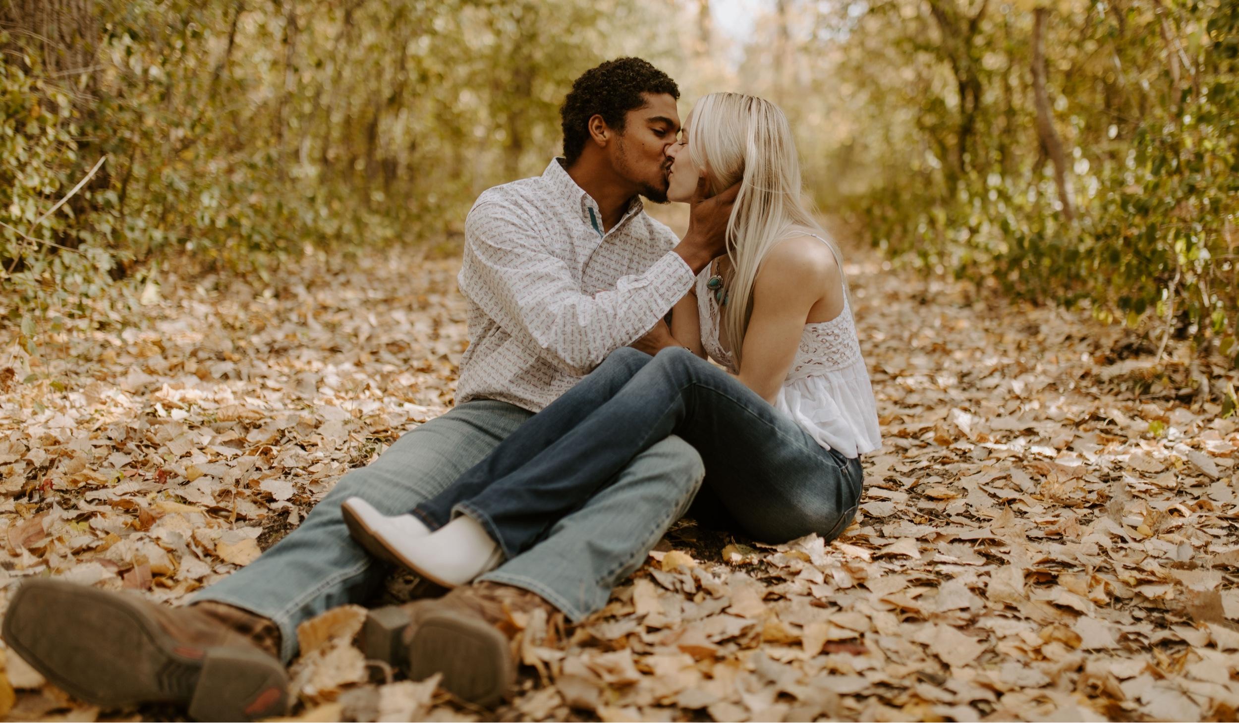 The Wedding Website of Kaylee Holsinger and Taejon Jones